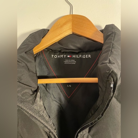 Tommy Hilfiger vest size large - Picture 1 of 3